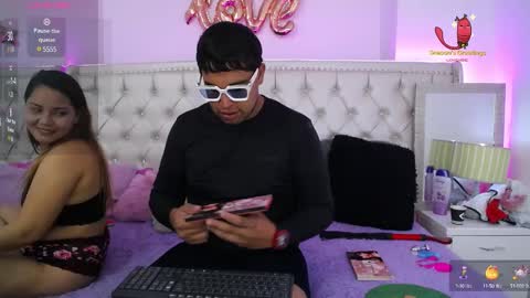 adele_and_james online show from January 19, 7:37 pm