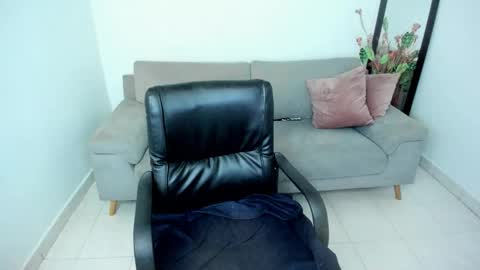 Carolina online show from March 3, 11:28 am