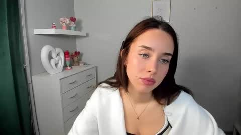 Adele online show from March 11, 7:22 am