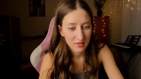 Adell online show from March 12, 10:39 pm