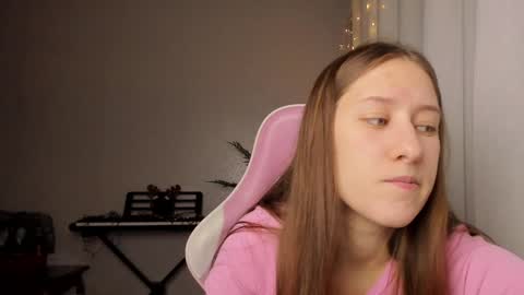 Adell online show from December 27, 10:37 pm