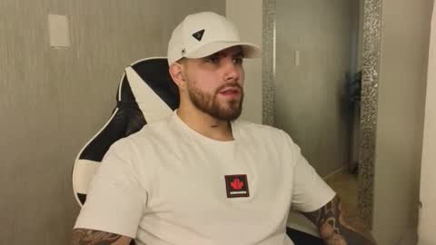 Ades online show from November 6, 12:08 pm