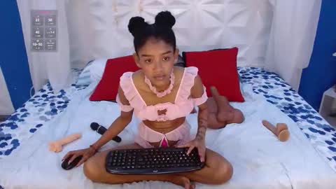 adisson_petite1 online show from February 6, 6:10 pm