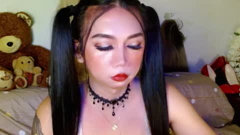 jasmine online show from February 12, 2:43 pm