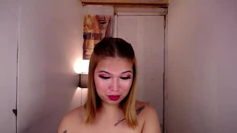 adorabletsforyouxx online show from October 14, 6:33 pm