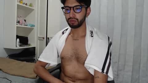 Adrian Falcon online show from April 14, 2:26 am