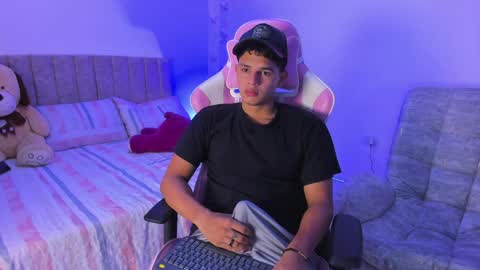 ADRIAN online show from April 9, 6:46 pm