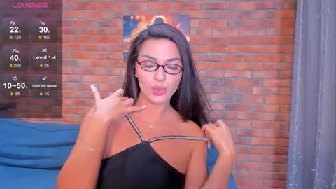 Snapshot of adriana1_ chatting on October 22, 1:09 am Adriana online show from October 22, 1:09 am