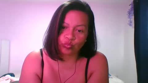 adrianagogo18 online show from October 20, 10:26 pm