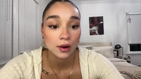 Adrianna  online show from February 8, 2:47 am