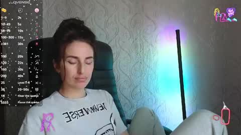 Adriana online show from June 3, 4:45 pm
