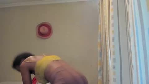 AfricanSquirtQueen online show from February 24, 11:46 am