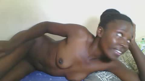 Yvonne online show from February 12, 7:06 pm