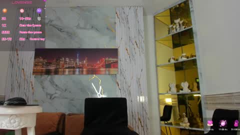 afrikan_diva online show from April 2, 4:53 am