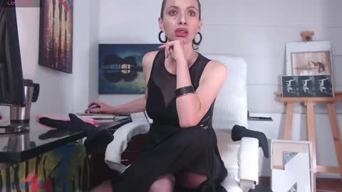 Afrodita Arggeniss online show from October 21, 5:27 pm