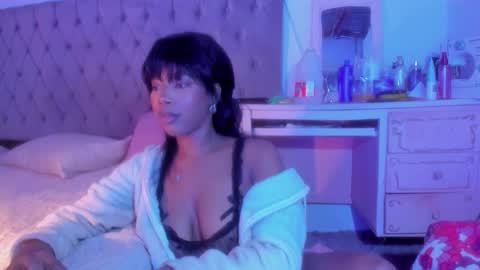 Snapshot of afrogoddes chatting on October 8, 7:09 pm afrogoddes online show from October 8, 7:09 pm