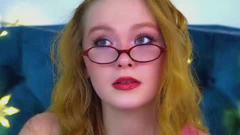 AgataFoxley online show from December 3, 6:19 pm