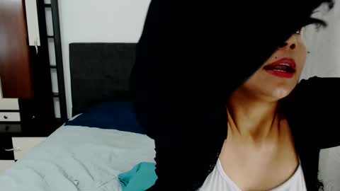 johana online show from February 19, 9:47 pm