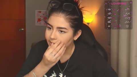 Cat online show from March 12, 3:32 am