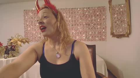 Agatha online show from December 18, 10:24 pm