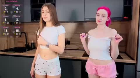 Monica and Bella online show from March 14, 7:12 am