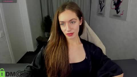 agnes wells online show from November 12, 9:44 am