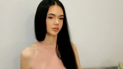 agness_leas online show from May 10, 7:20 pm