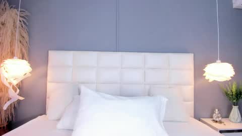 AHINOA online show from March 31, 11:43 am