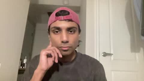 Dylan online show from April 6, 5:19 am