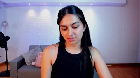 aidajoness online show from October 12, 12:20 pm