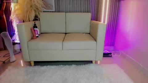   online show from October 10, 2:39 am