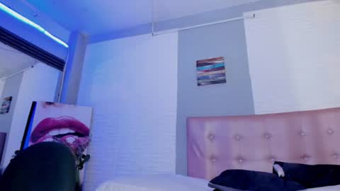 aileenkeys online show from July 16, 7:06 pm