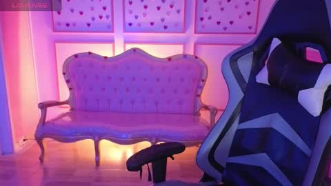 Snapshot of ailen_t_ chatting on September 23, 3:00 am ailen online show from September 23, 3:00 am