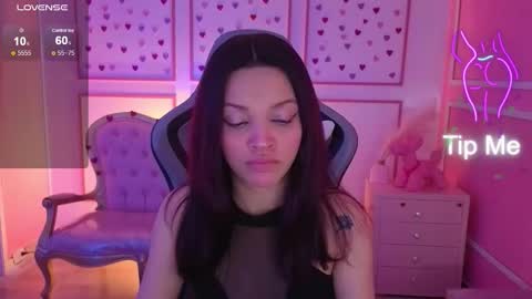 Snapshot of ailen_t_ chatting on September 24, 3:02 am ailen online show from September 24, 3:02 am