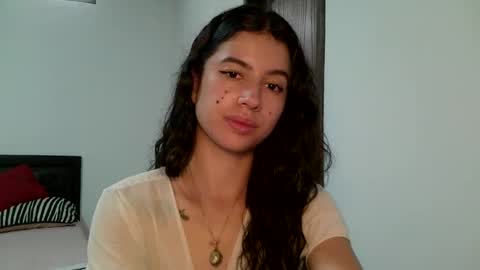 J  online show from September 16, 6:11 pm