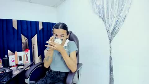 aisha_hotts777 online show from July 28, 7:39 pm