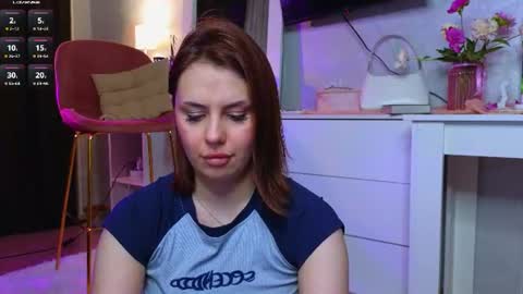 Aisha online show from June 25, 4:23 pm