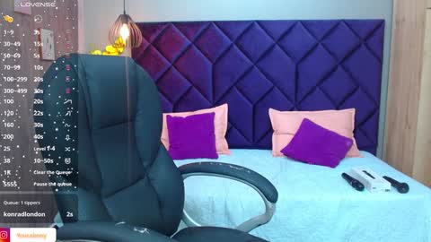 Aisha Violet online show from February 5, 8:43 am