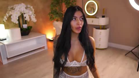 Maddy online show from November 3, 7:37 pm