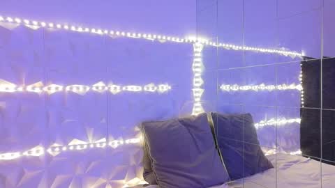 Snapshot of aishhaa chatting on October 23, 5:31 am Aisha online show from October 23, 5:31 am