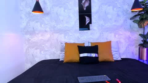 little aitana  online show from December 10, 8:30 am