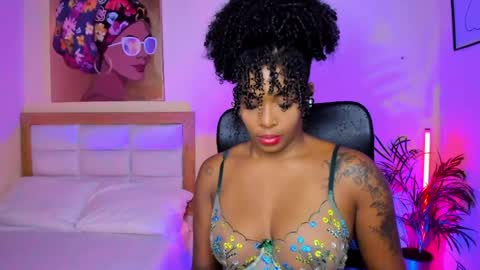 Aitana Brown online show from April 14, 9:40 pm