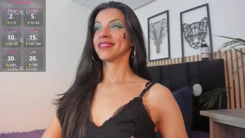 Snapshot of aitanna_garciia chatting on October 21, 12:21 pm Aitana Garcia online show from October 21, 12:21 pm
