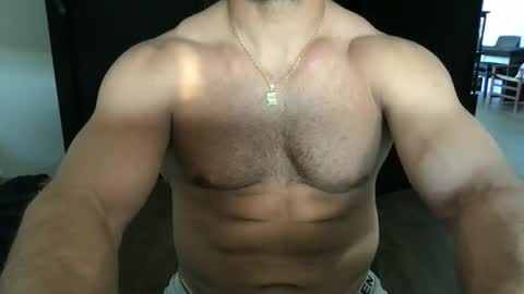 Aitor bigcock online show from March 26, 4:56 pm