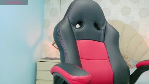 AIXA online show from April 11, 7:29 pm