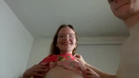 akexclusive online show from November 13, 7:55 am