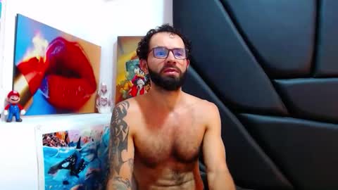 akiles online show from April 29, 12:15 am