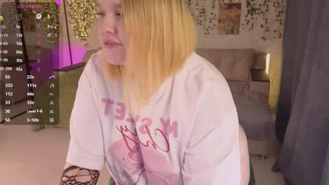 Aki online show from October 29, 3:03 pm