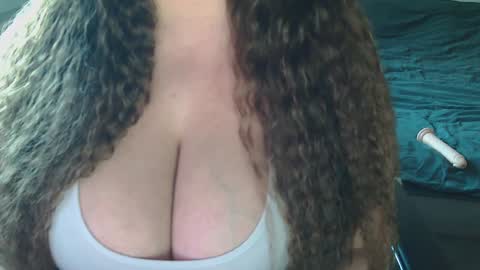 Alisha online show from February 5, 12:49 pm