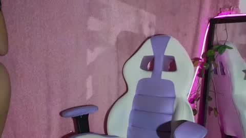 alahia online show from October 18, 12:48 am